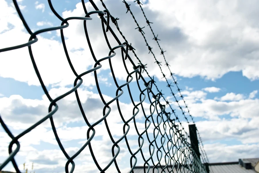 How To Identify Common Issues In Chain Link Fence Repair in Arcadia FL