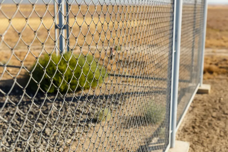 Why Timely Chain Link Fence Repair Prevents Larger Damages Arcadia FL